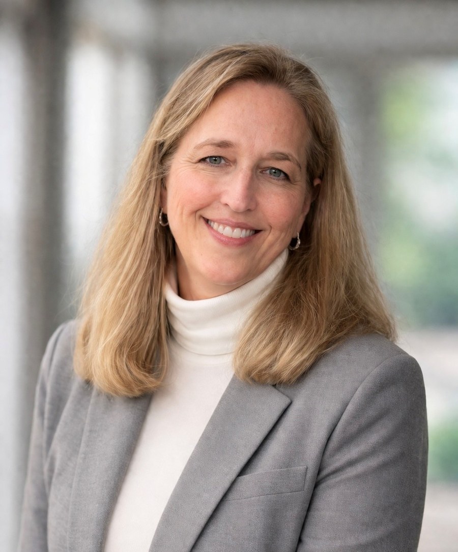 leader-bishop Kim Bishop